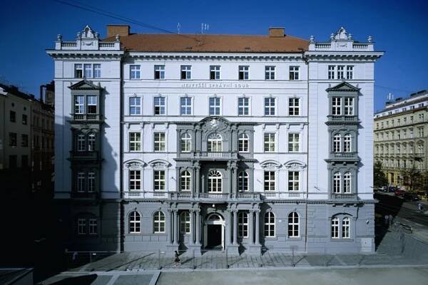Nejvyšší správní soud přezkoumá povinné testování zaměstnanců - Advokátní deník