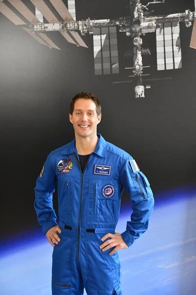 Vánoční příběhy z budoucnosti – Kosmonautix.cz