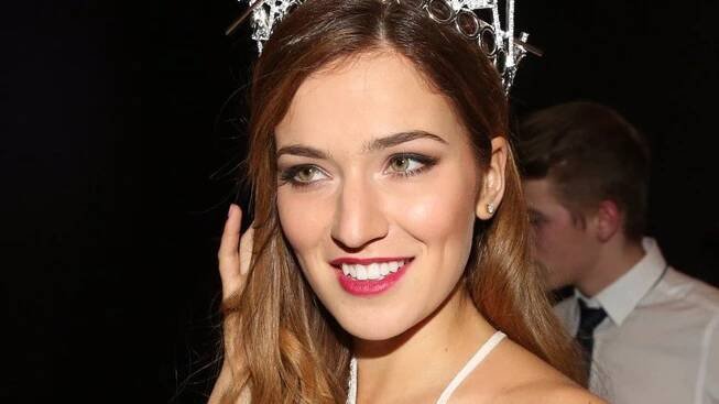 Českou Miss Bezděkovou šikanují! Donutili ji, aby šla na ŽIŽKOV! – eXtra.cz