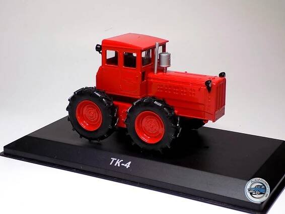 Kolesový traktor TK-4 - Rusko 1955 - 1:43 Hachette - AutoModelShop.sk