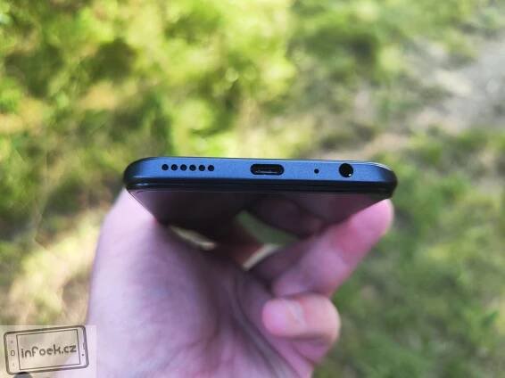 RECENZE: TECNO Spark 8 Pro – 128 GB úložiště a 33W nabíjení do 4 tisíc Kč – Infoek.cz
