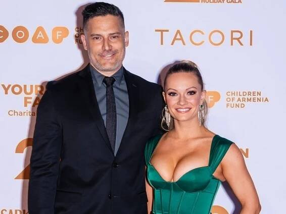 Joe Manganiello Makes Red-Carpet Debut With Rumored Girlfriend Caitlin O'Connor