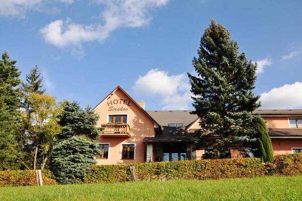 Hotel Sirákov, Liptál