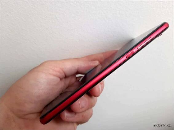 Honor View20 – ten se umí pochlubit [recenze] – Mobinfo.cz