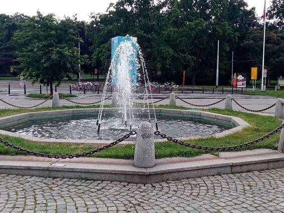 Fotogalerie • Fontána před výstavištěm II (Kašna, fontána) • Mapy.com