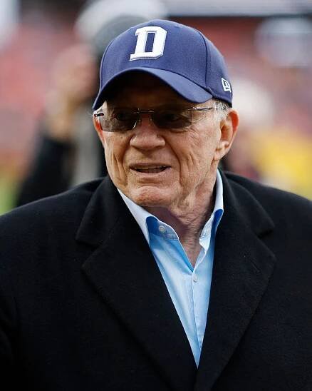 Jerry Jones lashes out at radio hosts after Cowboys' loss
