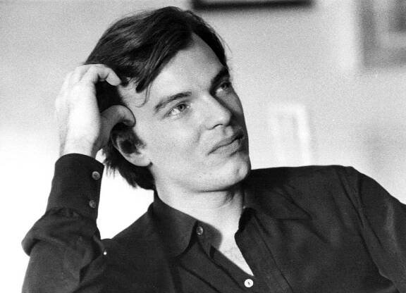File:Edward Albert 1977.JPG - Wikimedia Commons