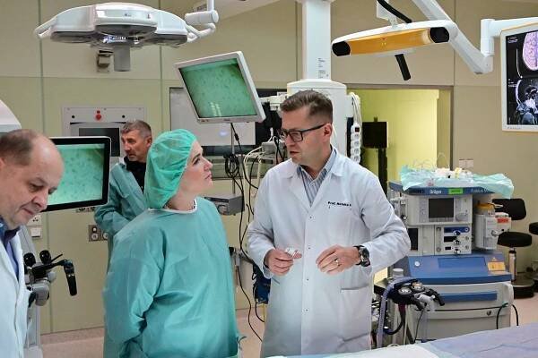 Profesor David Netuka o Ústavu klinických neurooborů v ÚVN: Propojení odborností přináší lepší péči o pacienty - Ústřední