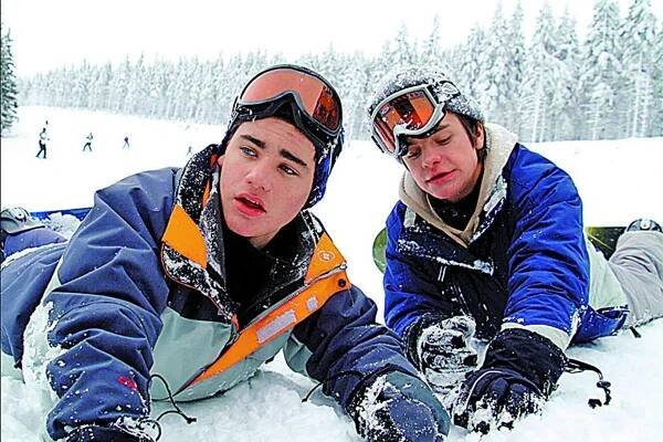 Mádl vzpomíná na natáčení Snowboarďáků: Režisér mi přišel teplej a divnej. Pak mu Janák přirostl k srdci