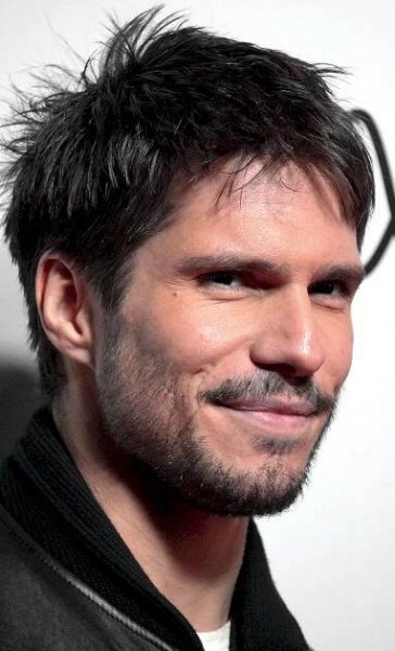 Soubor:François Civil (2024).png – Wikipedie