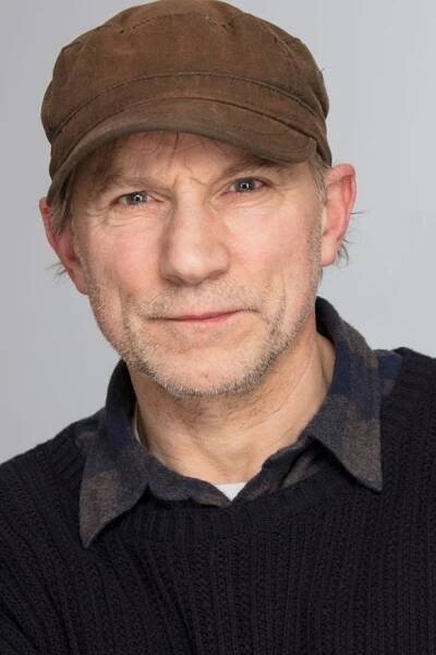 Simon McBurney herec