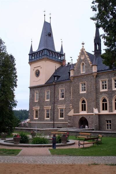 Zámek Zruč nad Sázavou 