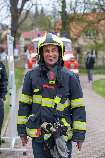 Seniory v Onšově rozpálili dobrovolní hasiči. Návštěvníci si odnesli medaile