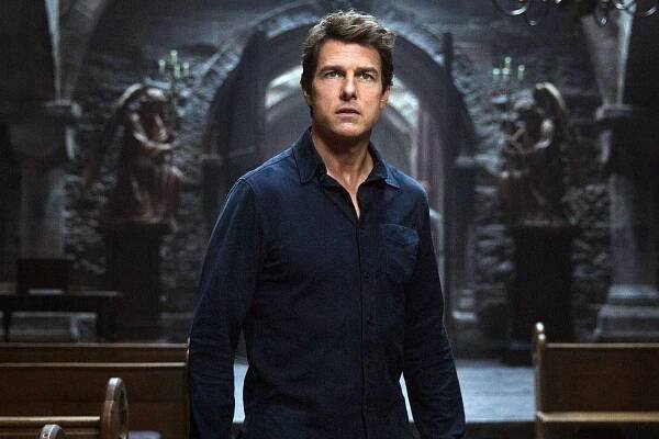 TOM CRUISE headlines a spectacular, all-new cinematic version of the legend that has fascinated cultures all over the world since the dawn of civilization: u0022The Mummy.u0022 From the sweeping sands of the Middle East through hidden labyrinths under modern-day London, u0022The Mummyu0022 brings a surprising intensity and balance of wonder and thrills in an imaginative new take that ushers in a new world of gods and monsters. PHOTO CREDIT: Chiabella James/EVERETT COLLECTION