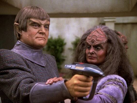 Star Trek: Nová generace - Dědictví otců 2/2 - Z filmu - Alan Scarfe, Cristine Rose