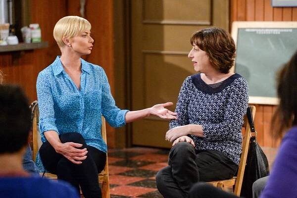 Máma - Mezera mezi stehny a jehněčí - Z filmu - Jaime Pressly, Beth Hall