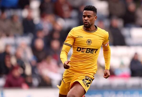 Jorge Mendes offers former Wolves full-back to Juventus