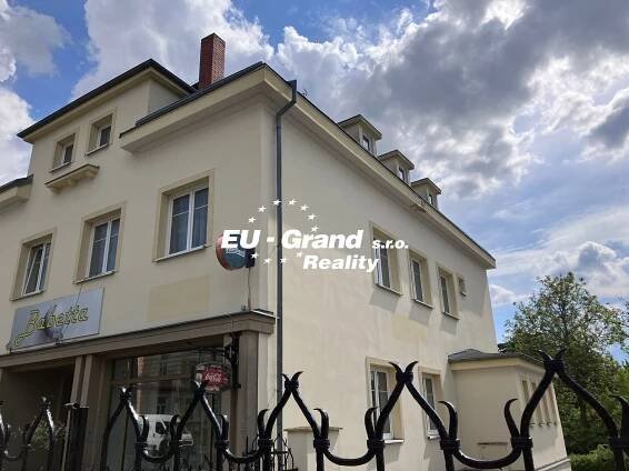 Prodej komerční nemovitosti ve Varnsdorfu, ulice Poštovní 2318 | Reality.iDNES.cz 