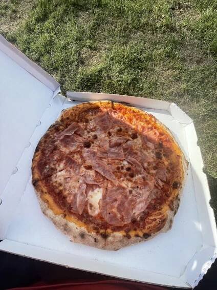 PIZZA La Nostra foto 2