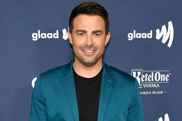 Jonathan Bennett Teases His Involvement in Mean Girls Movie Musical: 'There's Some Talks' (Exclusive)