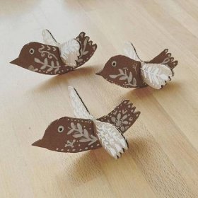 Bird Crafts, Nature Crafts, Diy And Crafts, Arts And Crafts, Paper Crafts, Cardboard Crafts Decoration, Little Christmas Trees, Christmas Crafts