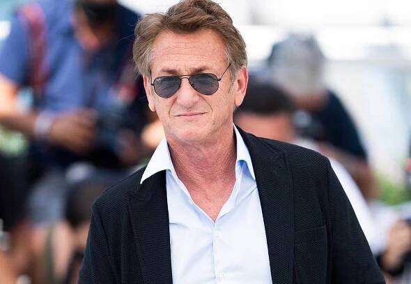 Sean Penn Arrives in Ukraine amid Russian Invasion to Film Documentary