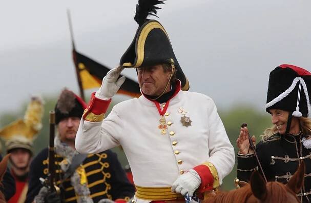V jeden den jsem Karel I. ze Schwarzenbergu i Karel IV., říká herec Václav Vydra