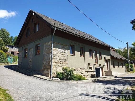 Pronájem domu se sklepem Liberec • Sreality.cz