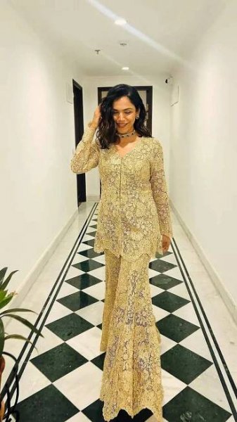 Shriya Pilgaonkar continues the legacy with unmatched style and grace