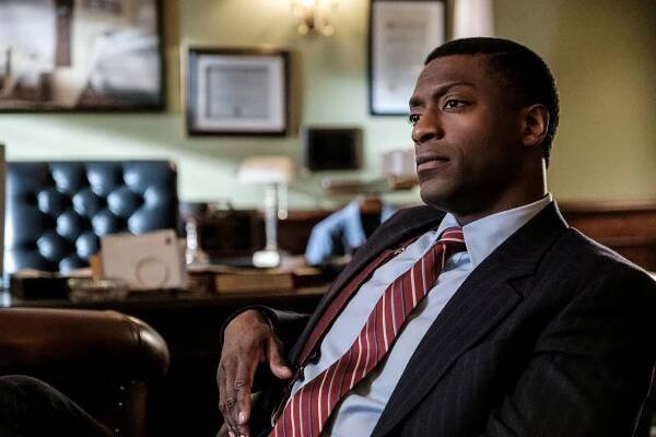 Město na kopci - Sháním beránka - Z filmu - Aldis Hodge
