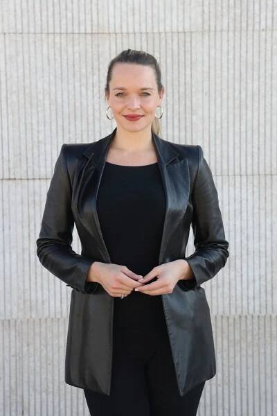 Romana Tabaková pro slovenská média uvedla, že českého hokejistu viděla jen jednou v životě na společenské akci před 3 lety.
