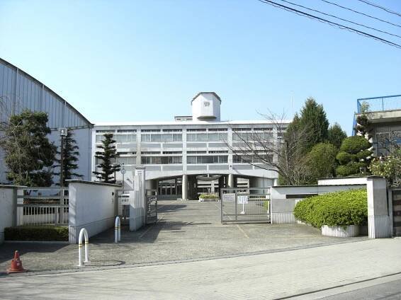 Schools in Osaka | RE/MAX APEX