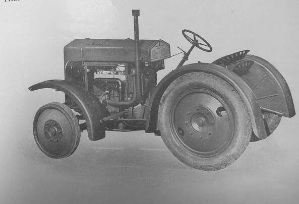 Traktor Praga AT - Pradědečkovy stroje