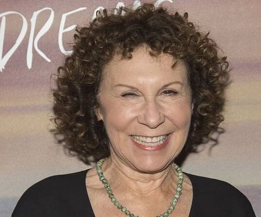 Rhea Perlman