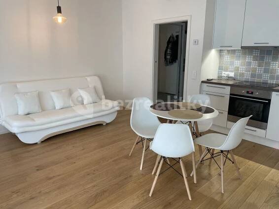 Pronájem bytu 1+kk 43 m², Archangelská, Praha, Praha