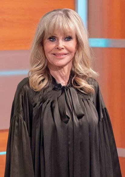 Kosmetické úpravy jí zničily obličej. Byla to největší chyba mého života, říká slavná Bond girl (78)