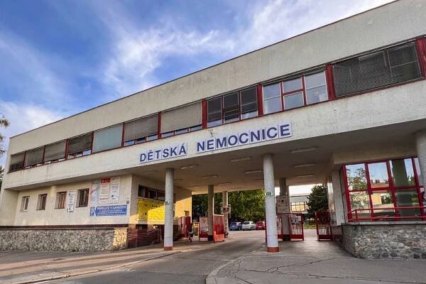 Dětská nemocnice Brno - funkcionalistická architektura