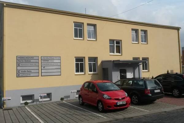 SPORTOVNÍ PODLAHY ZLÍN, s.r.o. foto 1