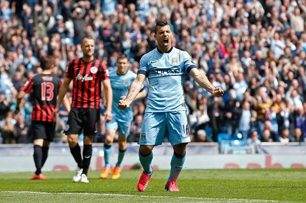 Manchester City smetl QPR 6:0 a poslal je do druhé ligy