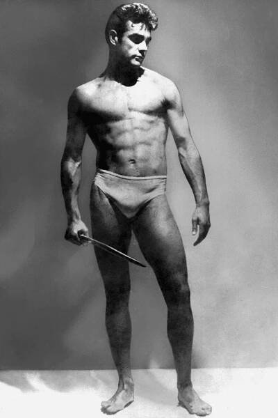 Sean Connery Competed in 1953 Mr. Universe Contest Before Deciding to Pursue Acting