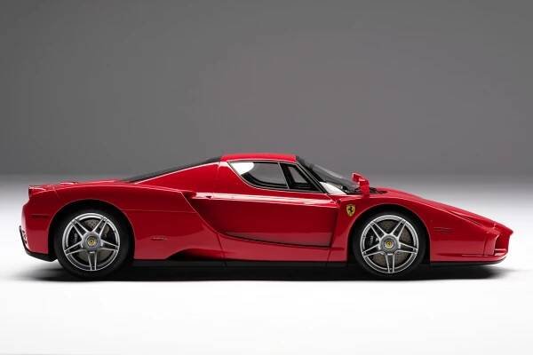 Ferrari Enzo (2002) | auto-modely 