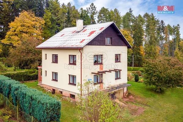 Prodej  rodinného domu 244 m², pozemek 918 m², K. H. Máchy, Nová Paka