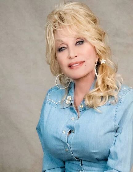 Dolly Parton to Guest Star with Lily Tomlin and Jane Fonda on Netflix's 'Grace and Frankie'