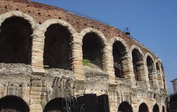 Soubor:Verona Italy arena DSC08017.JPG – Wikipedie