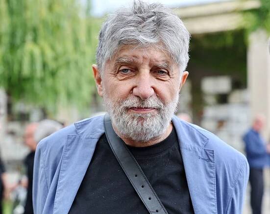Začalo druhé kolo senátních voleb: Česko čekají pikantní souboje