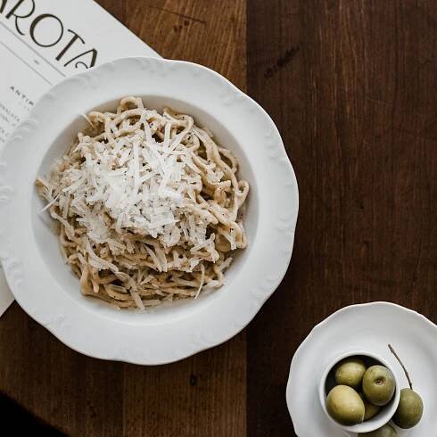 How Via Carota Quietly Became New York’s Most Perfect Restaurant