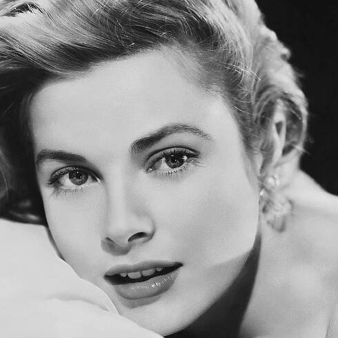 Caption: Grace Kelly in Classic Elegance Wallpaper