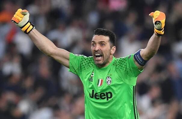 Buffon neměl daleko k slzám: Nikdo nevěřil, že se vrátím. Ale já šel za svým snem
