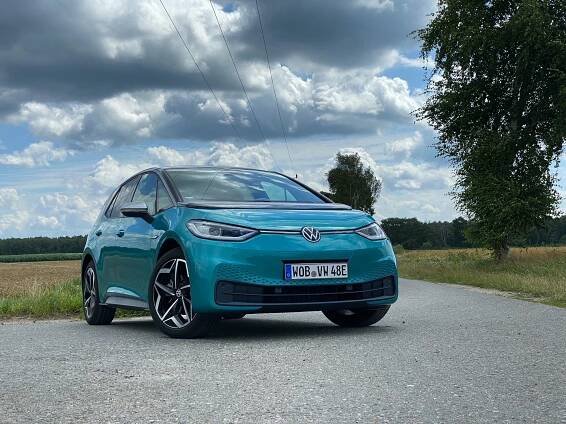 Volkswagen ID.3 – fotogalerie a odkazy (Automobil 09/2020) | Automobil Revue
