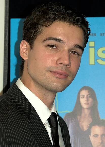 Steven Strait - Wikipedia